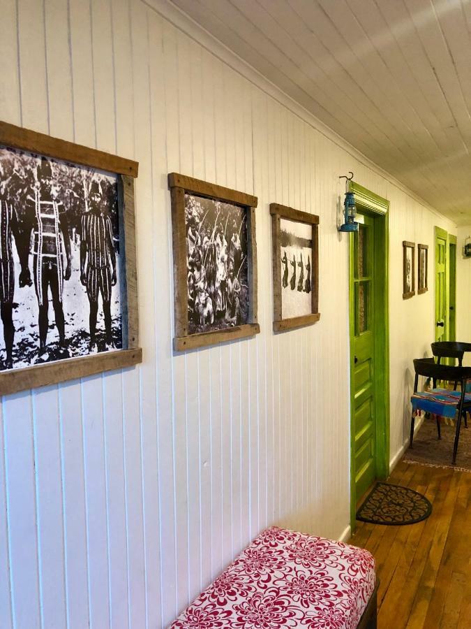 Wild Hostel Puerto Natales Bagian luar foto